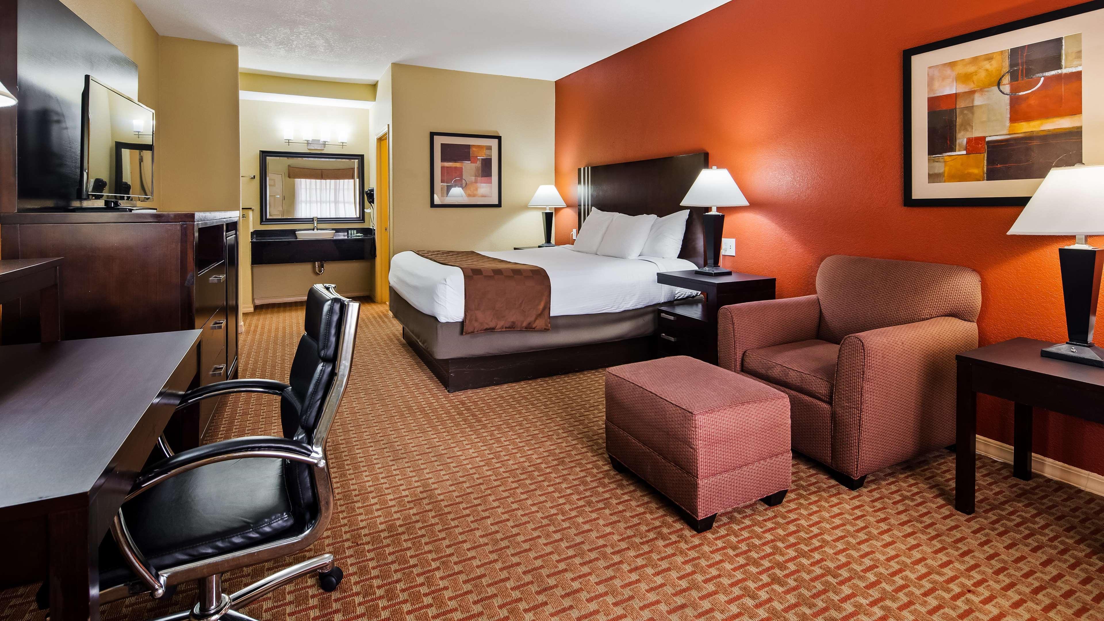 Best Western Airport Inn Monroe Exterior photo